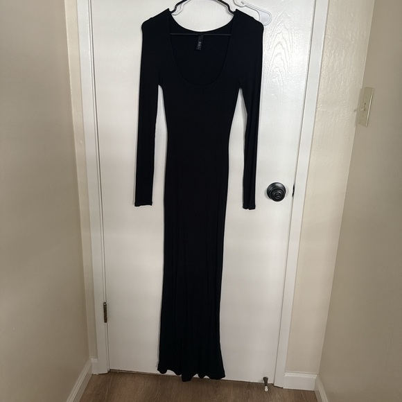 SKIMS Black Long Sleeve Maxi Dress - Picture 1 of 4